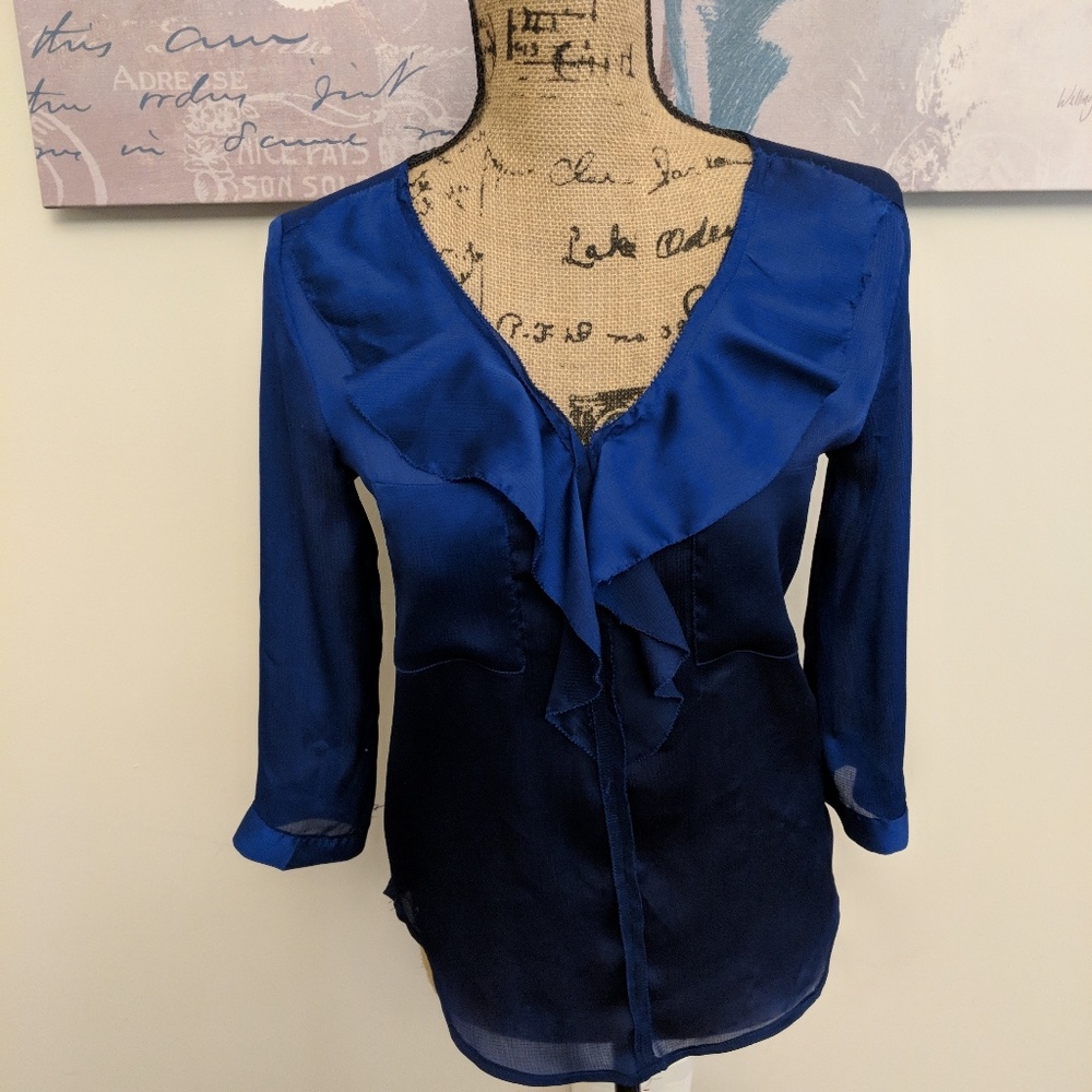 🔥Sale! Royal blue vneck ruffle shirt